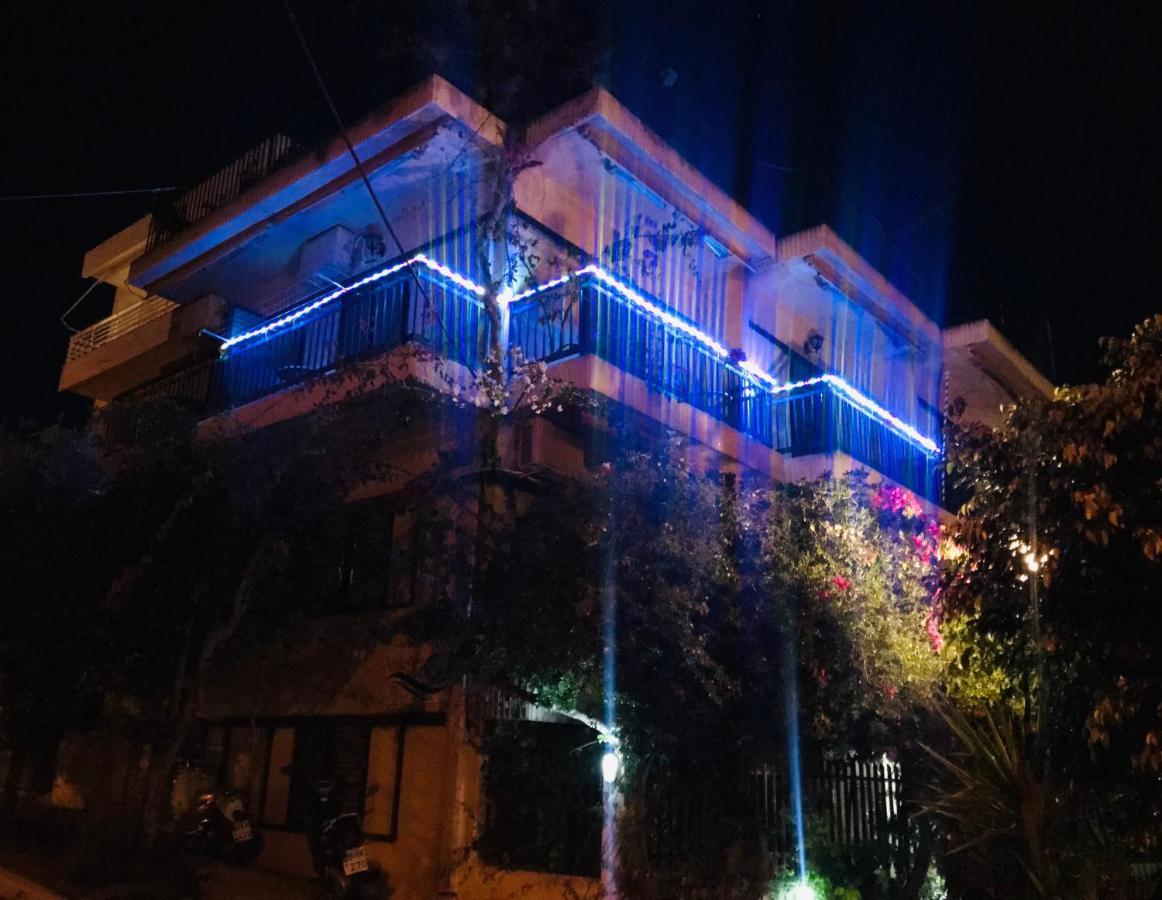 דירות Poros Town Valerie'S House מראה חיצוני תמונה